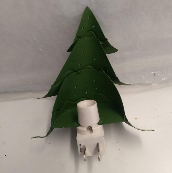 Evergreen Metal 2D Layered Pine Tree Christmas Night Light Holiday Décor 4"h - Picture 2 of 6